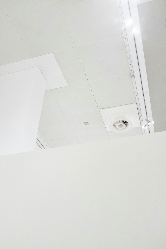 Grade A cleanroom airflow visualisation smoke study for laminar airflow and aseptic processing validation